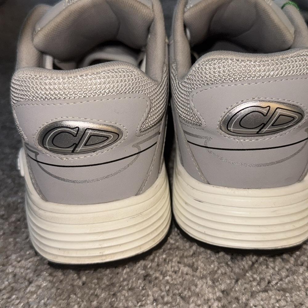 Christian Dior 2023 B-30 Cross Trainers in Silver Grey like new with box and COA - Picture 10 of 11